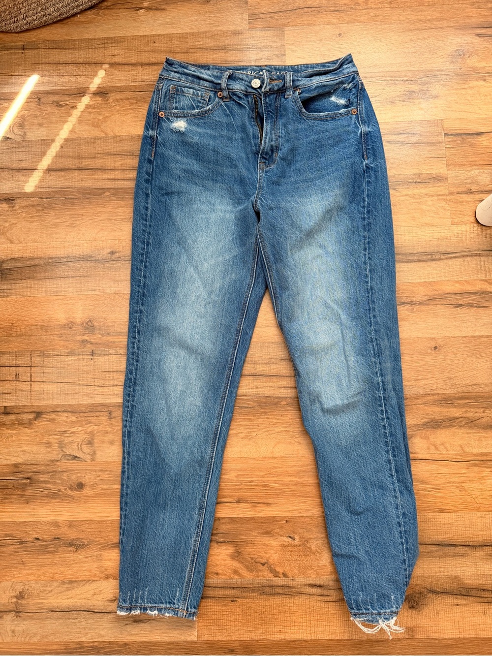 American Eagle Mom Jeans